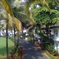 Nanu Resorts. Вид на территорию отеля с балкона коттеджа