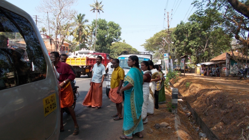 Road accident in Kerala.JPG