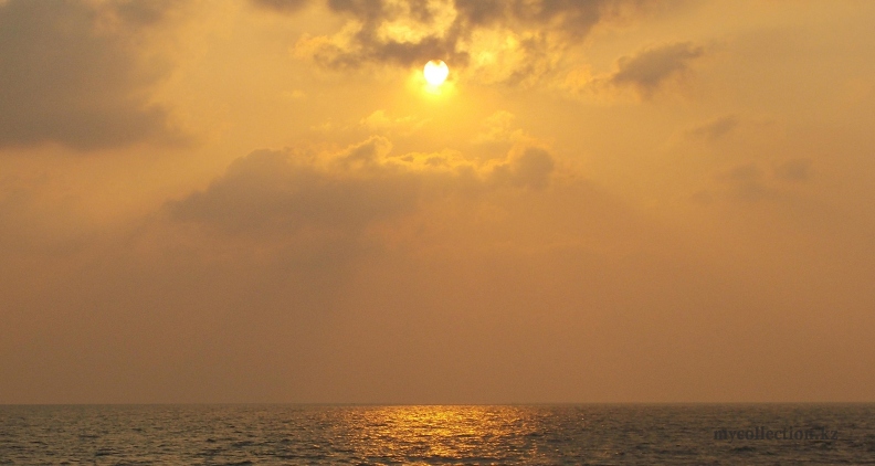 Закат в Керале