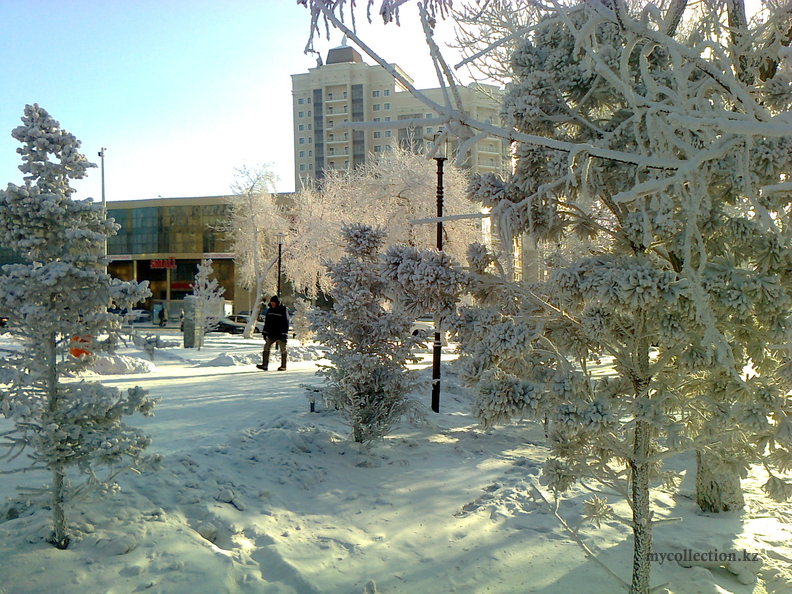 Kazahstan Astana 2012 winter - Астана зимняя.jpg
