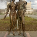 Kazahstan Astana - Sculpture Lovers - 2006 - Скульптура Влюбленные - Счастье - Астана - Казахстан.JPG