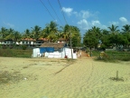 Вид на отель Nanu Resorts со стороны пляжа