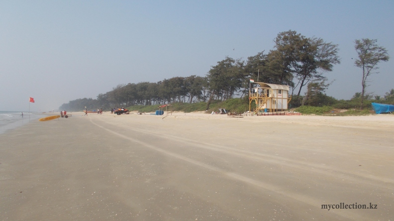 India_GOA_2016_betalbatim_beach.JPG