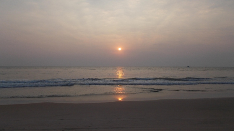 GOA 2016 Sunset  Colva - Закат солнца на пляже Колва.JPG