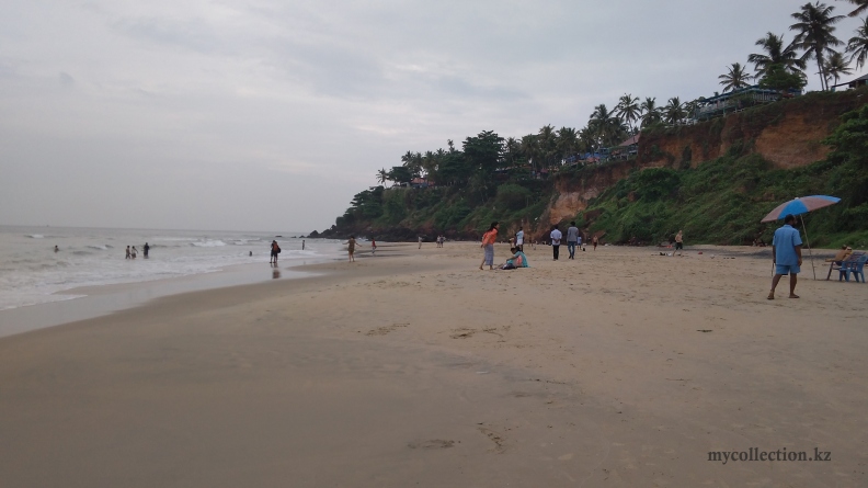 India 2017 - Kerala - Varkala beach - Пляж Варкалы.jpg